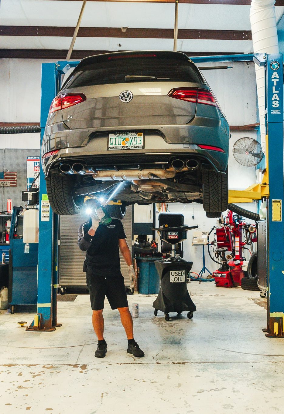 Volkswagen out front of shop in Jacksonville Florida at bavarian rennsport